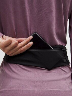 Lululemon Fast And Free Running Belt, Black, S/M, NWT